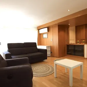  Appartamento Giulio Cesare House